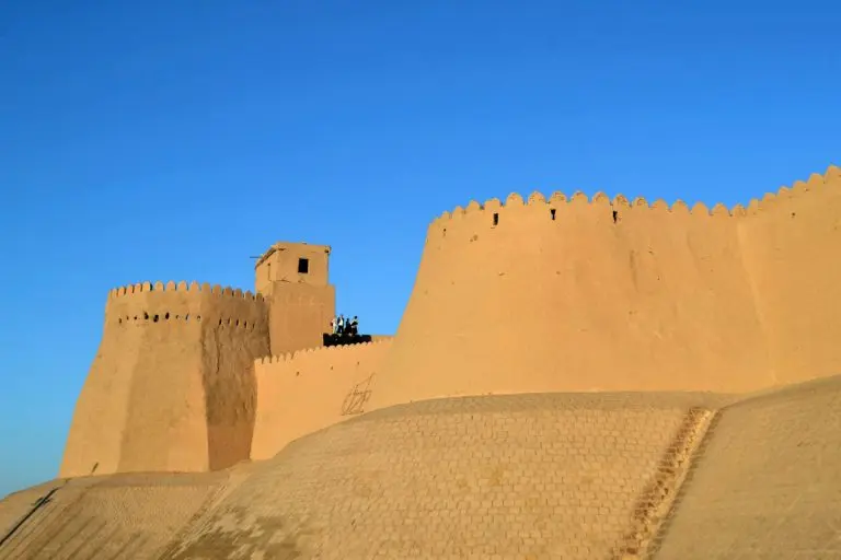 Khiva-Uzbekistan-768x512