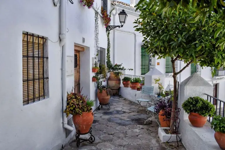 los-pueblos-blancos-terrace